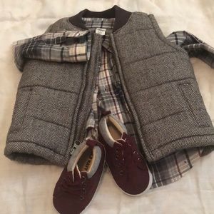 Adorable plaid shirt